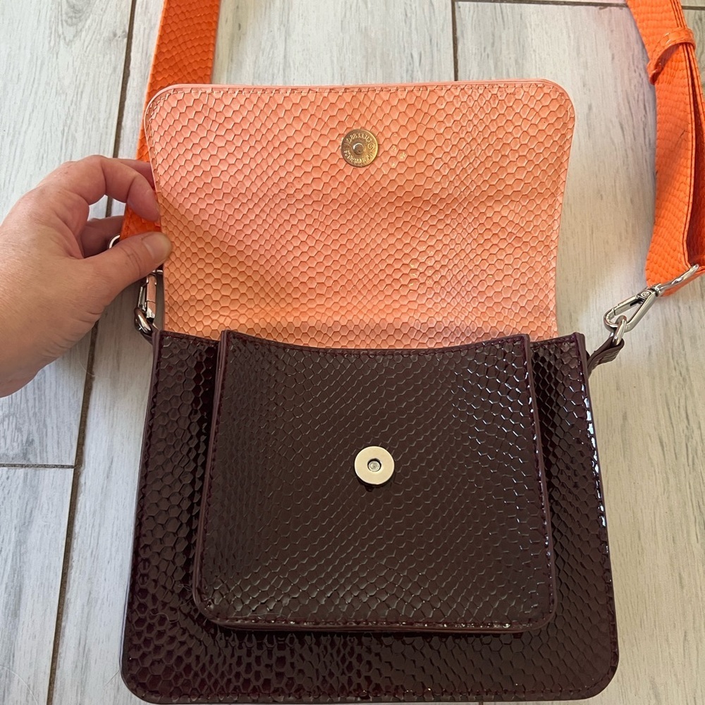 Hvisk Vegan Leather Bag Burgundy Orange Pink Boho Chic Crocodile Adjustable - Picture 10 of 13